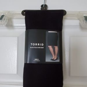Torrid  Black fold over skirt.